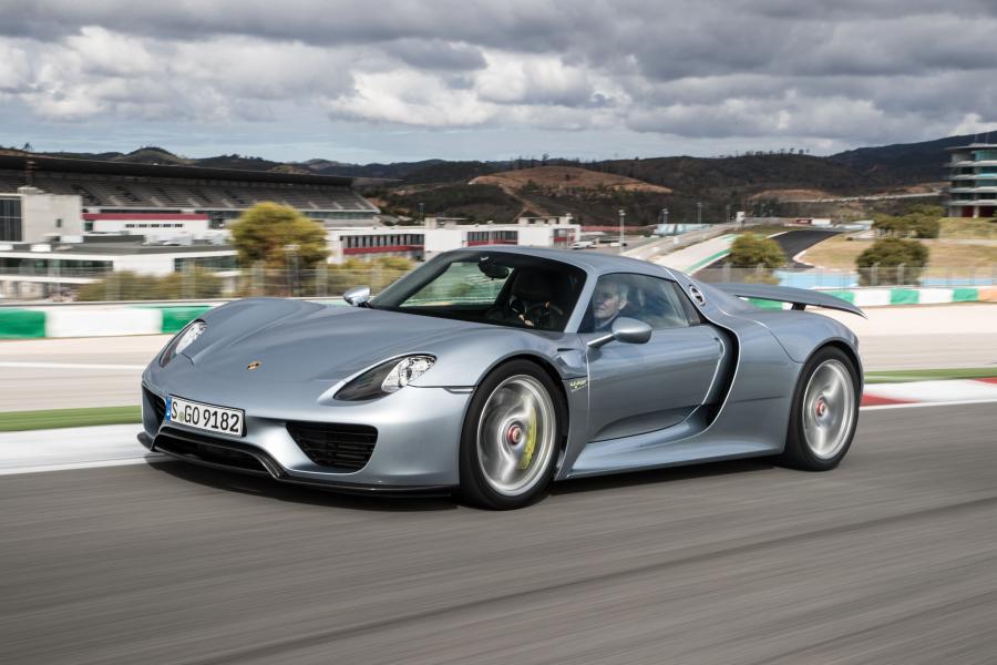  Porsche 918 Spyder 2014 года  (фото 26 из 111)